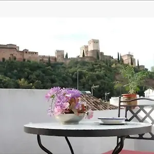  Apartamento Atico Con Terracita Y Vistas Alhambra, Centro